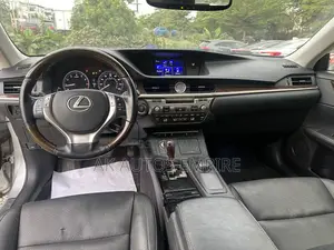 Lexus ES 350 FWD 2014 Silver