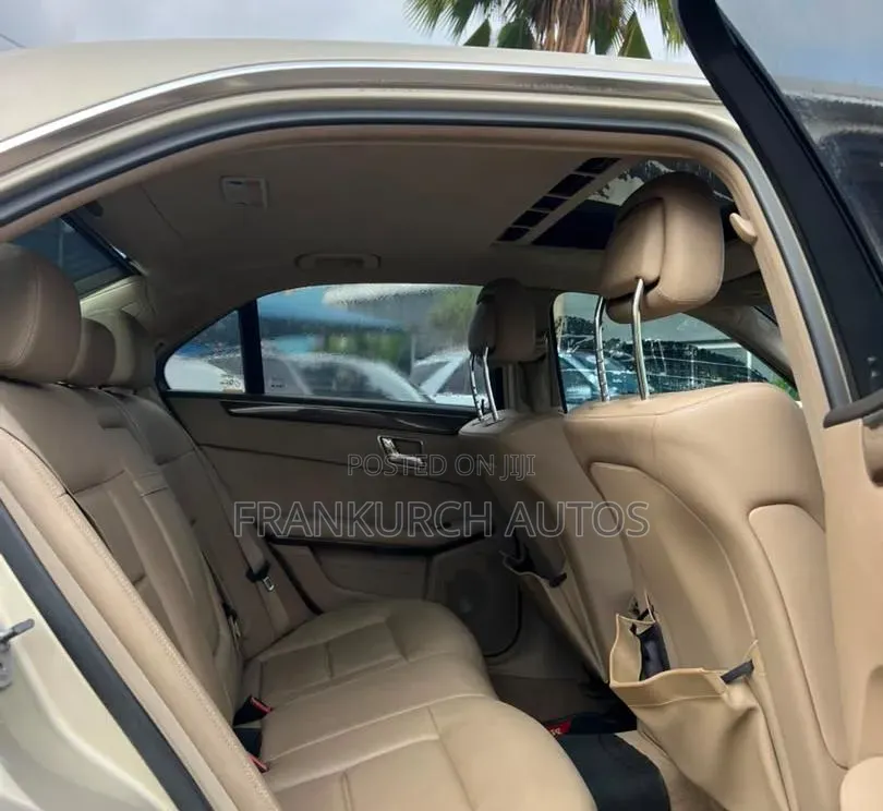 Mercedes-Benz E350 2012 Gold