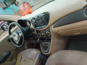 Hyundai I10 2010 Yellow