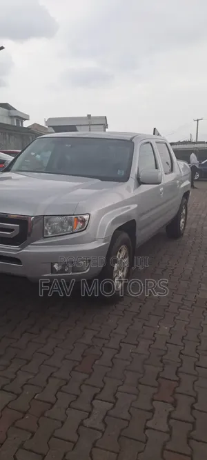 Honda Ridgeline 2010 Silver
