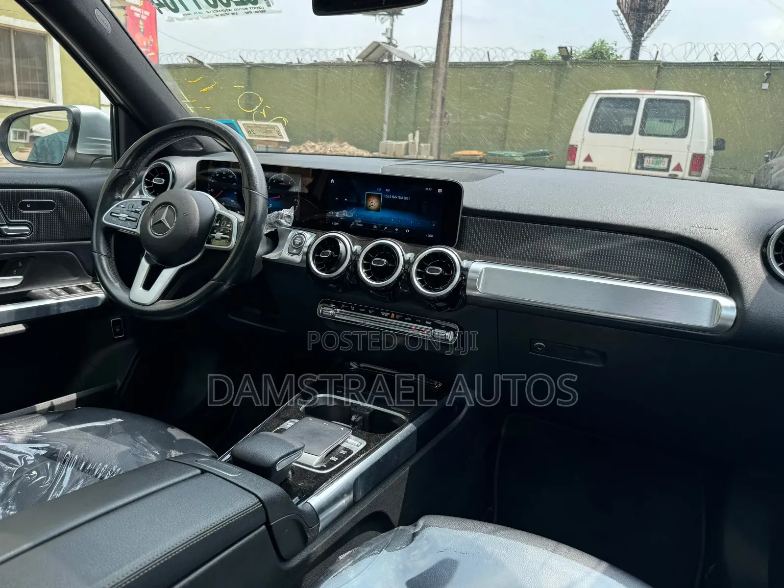 Mercedes-Benz GLB-Class 2020 Silver