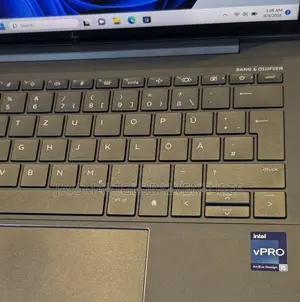Laptop HP Dragonfly G4 16GB Intel Core i5 SSD 512GB