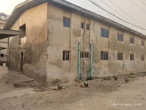 16bdrm House in Odo Ona for sale