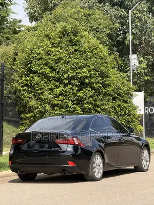 Lexus IS 2016 Black