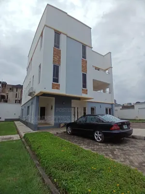 4bdrm Duplex in Maitama for sale