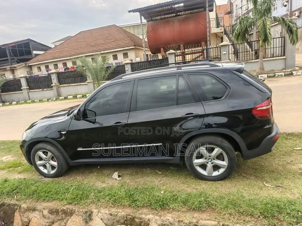 BMW X5 2011 Black