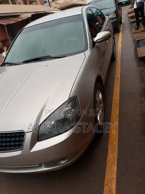 Nissan Altima 2005 Silver