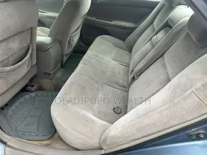 Toyota Camry 2004 Blue