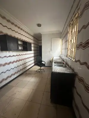 2bdrm Apartment in Osanaiye Estate, Agodi for rent
