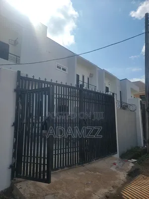4bdrm Duplex in Rcc Estate, Enugu for rent