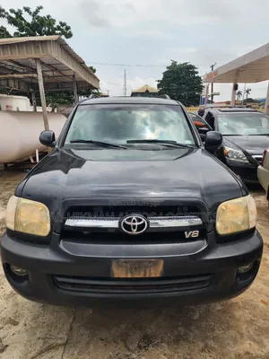 Toyota Sequoia 2005 Black