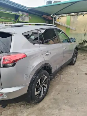 Toyota RAV4 Limited AWD (2.5L 4cyl 6A) 2016 Silver