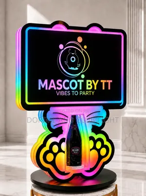 Customized Digital Display Board With Bottle Presenter