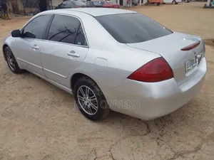 Honda Accord 2007 Silver