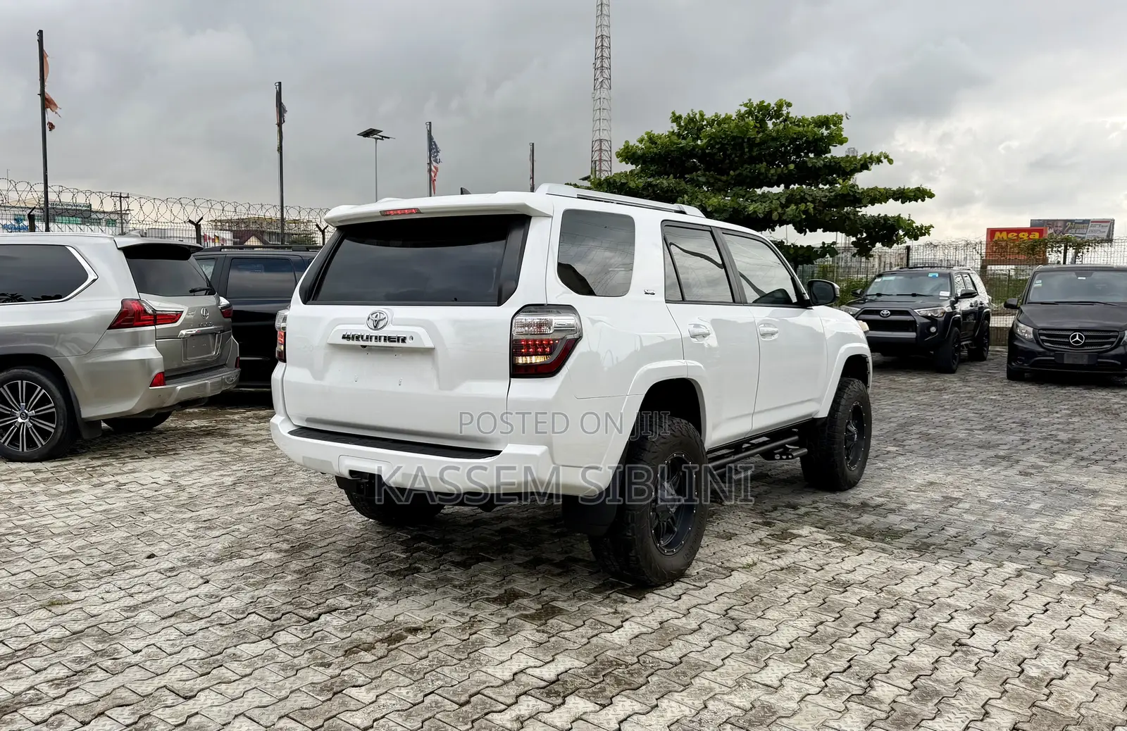 Toyota 4-Runner 2015 White