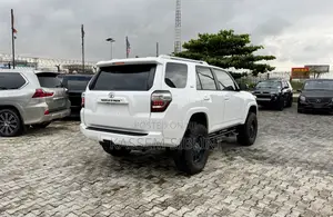 Toyota 4-Runner 2015 White