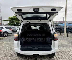 Toyota 4-Runner 2015 White