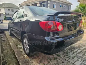 Toyota Corolla 2005 Black