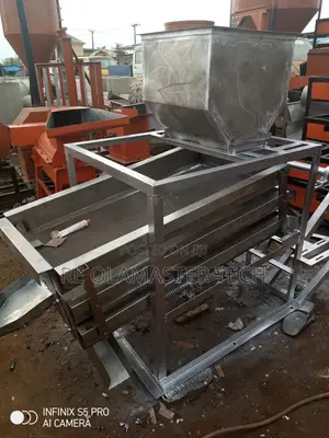 Destoner and Sifting Machine