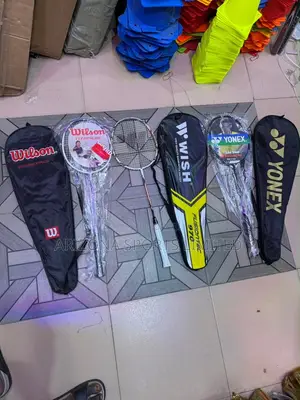 Quality Badminton Racket (59GAF)