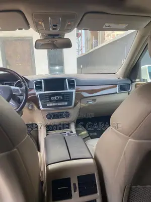 Mercedes-Benz M Class ML550 4MATIC 4dr SUV AWD (4.7L 8cyl Turbo 7A)