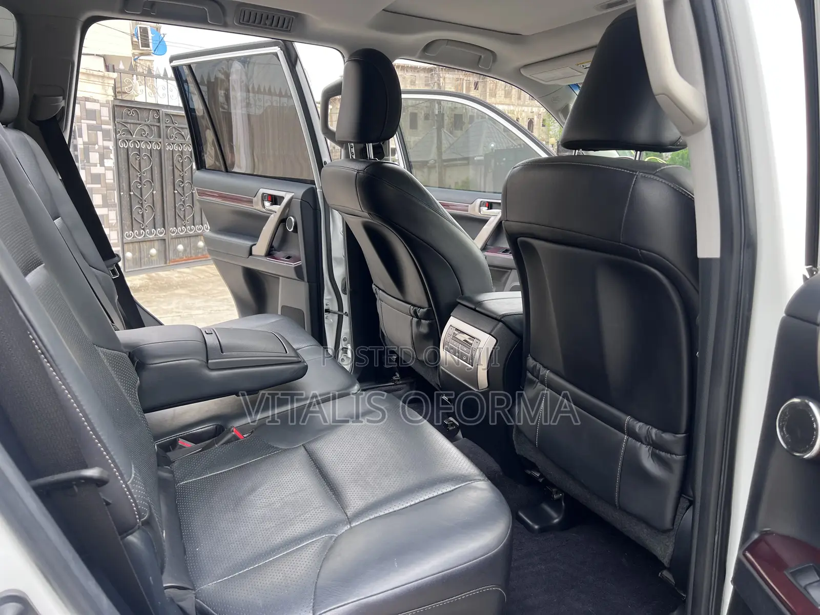 Lexus GX 460 Luxury 2016 White