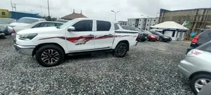 Toyota Hilux 2017 White