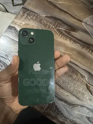 Apple iPhone 13 128 GB Green