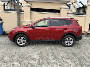 Toyota RAV4 XLE AWD (2.5L 4cyl 6A) 2013 Red