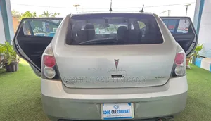 Pontiac Vibe 2009 Silver