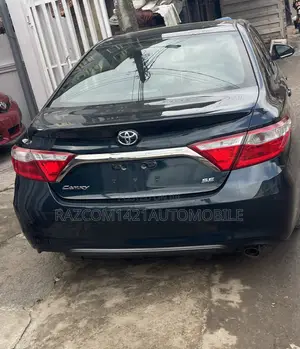 Toyota Camry SE 4dr Sedan (2.5L 4cyl 6A) 2016 Matt Black