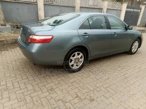 Toyota Camry LE 4dr Sedan (2.4L 4cyl 5A) 2009 Green