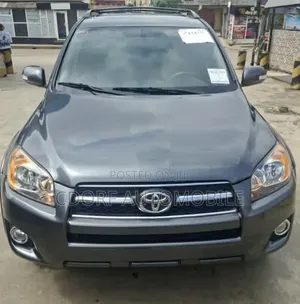 Toyota RAV4 2011 Gray