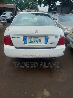 Nissan Sentra 2004 White