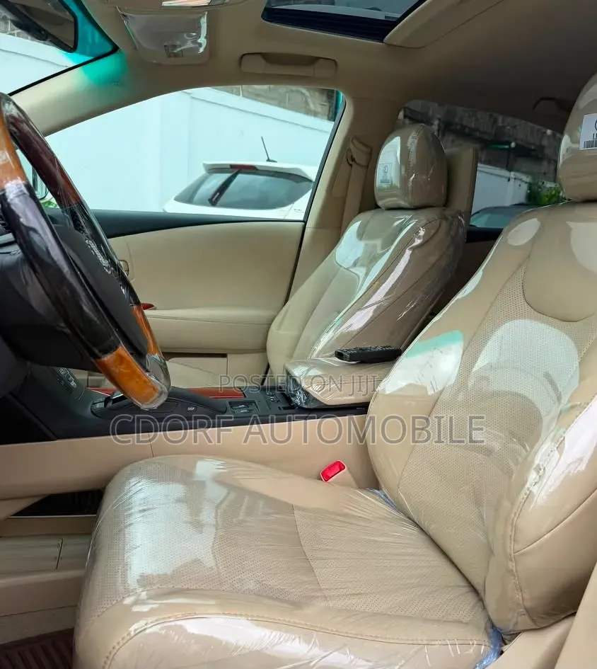 Lexus RX 2011 Gold