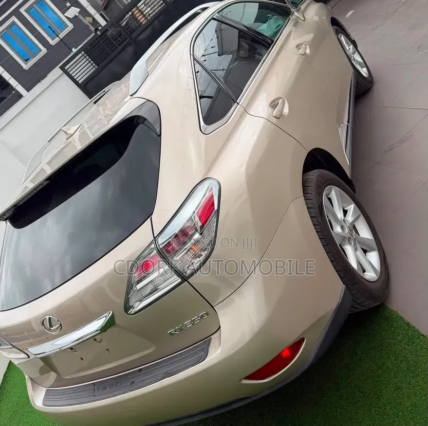 Lexus RX 2011 Gold