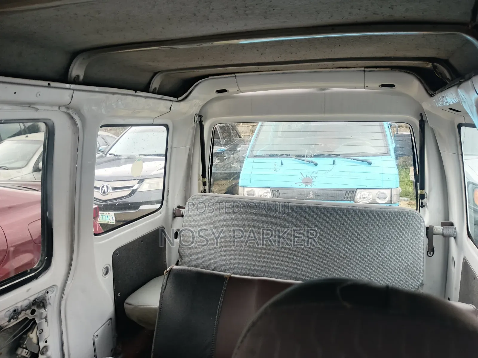 Daihatsu Hijet 2004 White