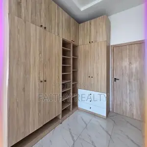 4bdrm Duplex in Ikota for rent