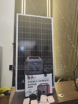Solar Generator With Fast Charging 150W Solar Panel Included