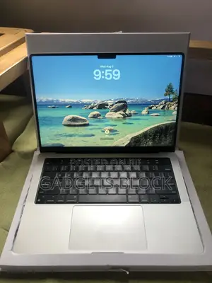 Laptop Apple MacBook Pro 2024 M3 Max 36GB Apple M3 Max SSHD+SSD 1T