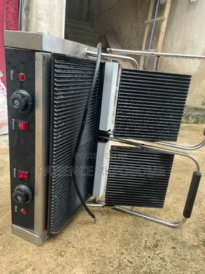 Foreign Electric Double Burner Industrial Toaster