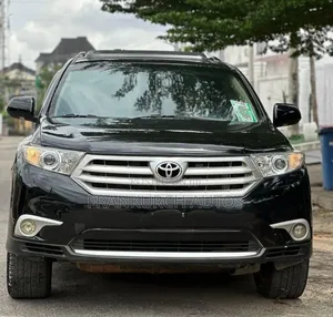 Toyota Highlander 2013 Black