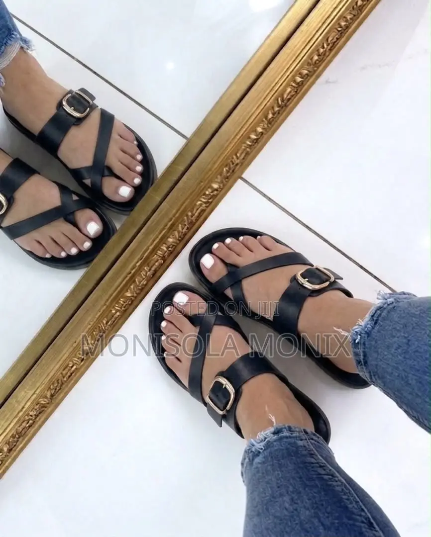 Monix_wears