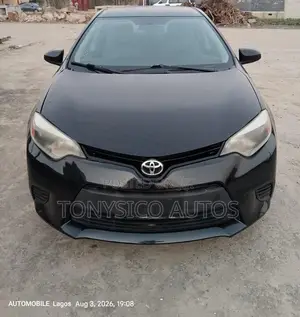 Toyota Corolla LE 4dr Sedan (1.8L 4cyl CVT) 2015 Black