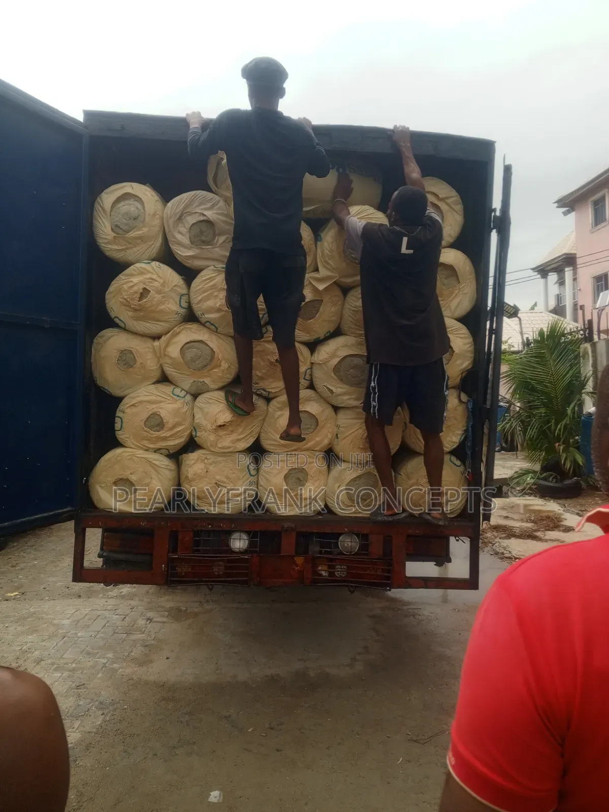 Glass Rock Wool 100mm Wire Mesh
