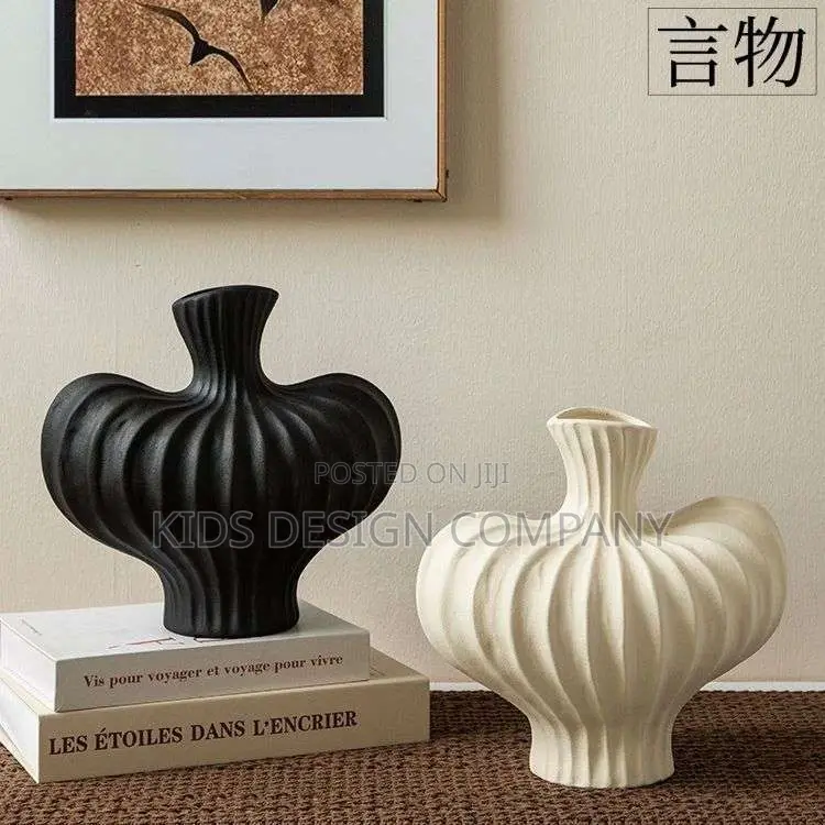 Luxury Sculptural Ribbed Plastic Vase