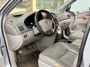 Toyota Sienna 2008 Blue