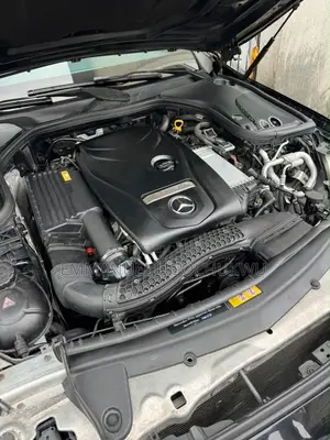 Mercedes-Benz E300 Base RWD Sedan (2.0L 4cyl 9A) 2017 Black
