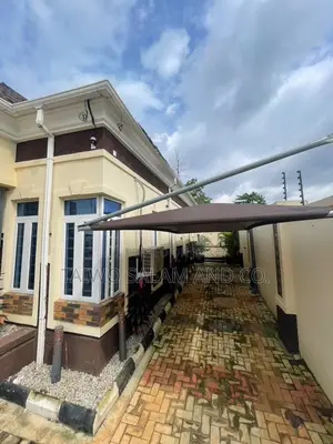 3bdrm Bungalow in Ologuneru for sale
