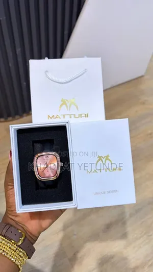 Matturi Luxury Women's Wristwatch –Leather Strap